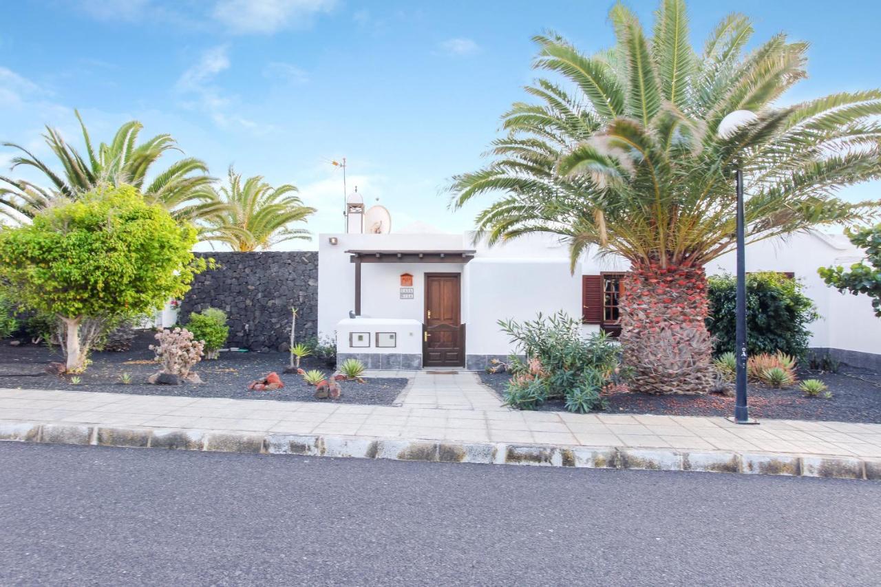 Villa Isa Playa Blanca  Ngoại thất bức ảnh